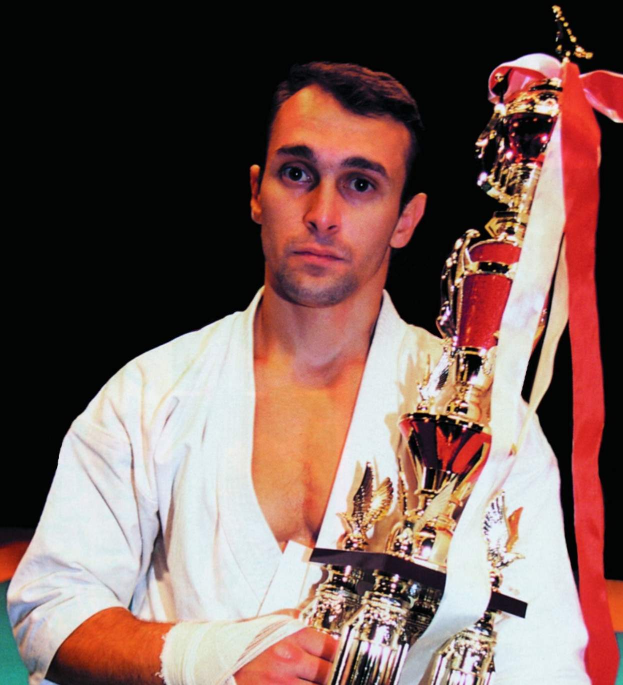 Преди 15 години: Емил Костов става първият българин световен шампион по карате киокушин